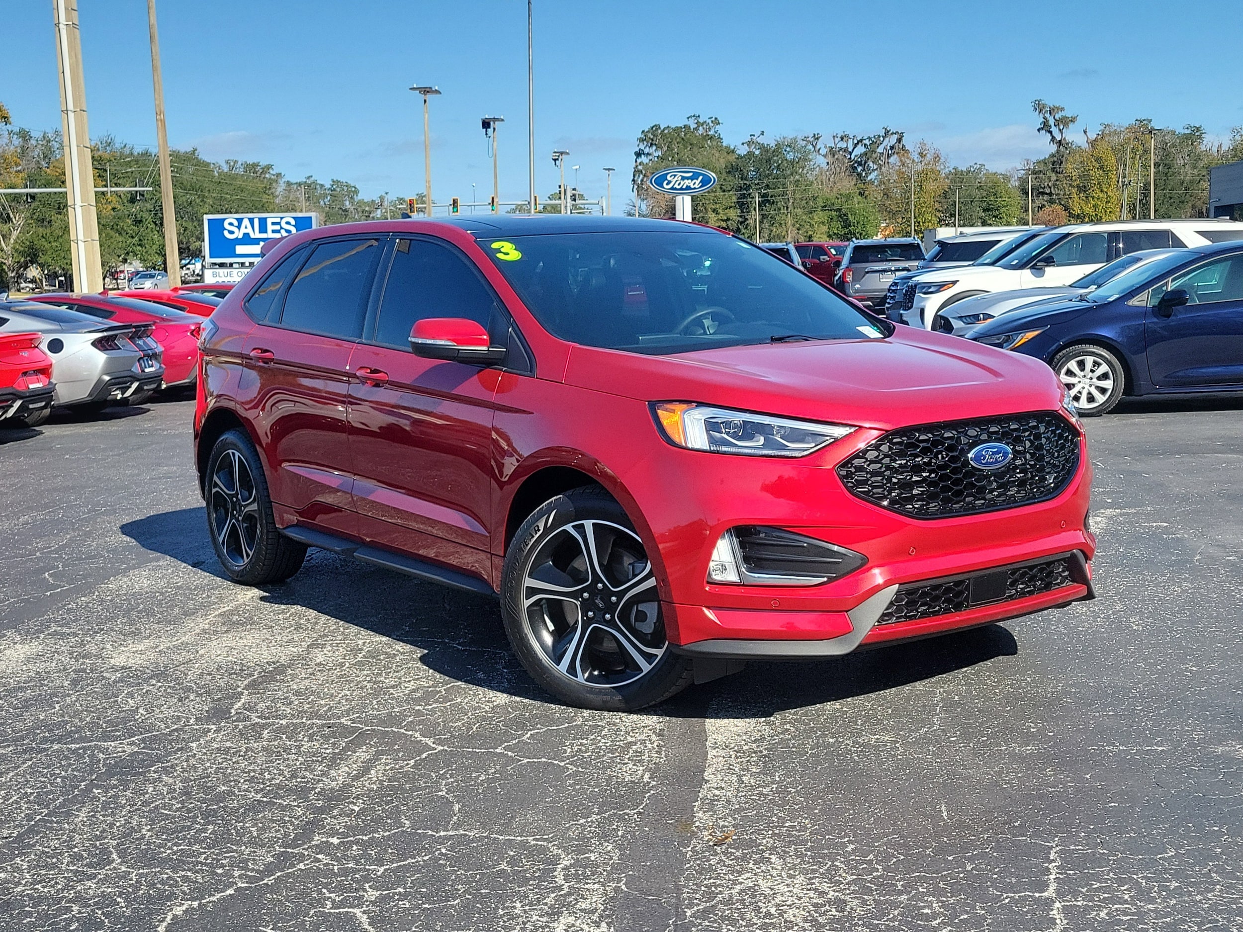 2023 Ford Edge ST's photo