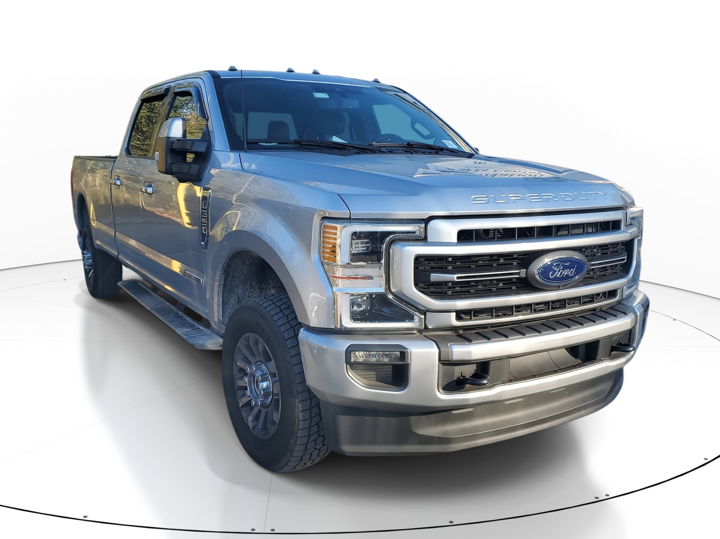 2022 Ford F-350 Super Duty Lariat's photo