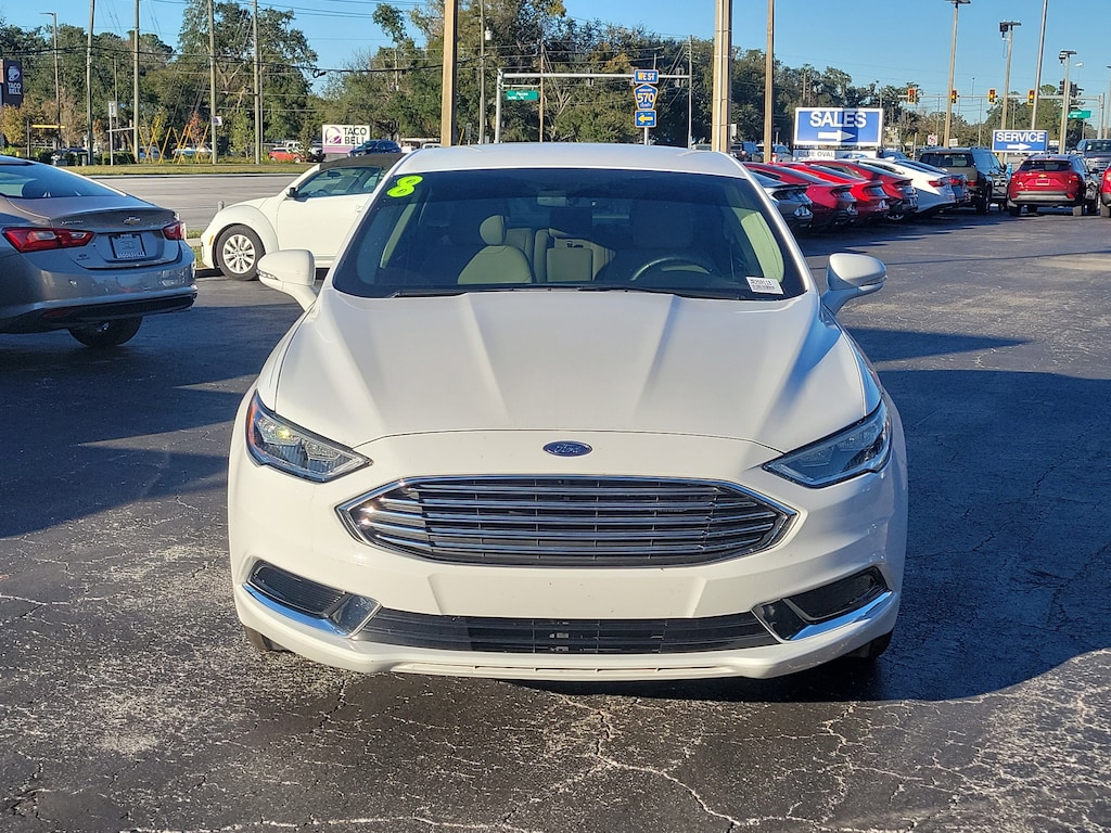 Used 2018 Ford Fusion SE Sedan
