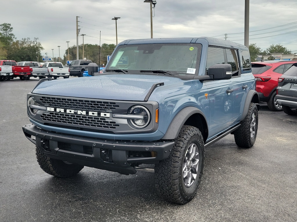 New 2025 Ford Bronco Badlands SUV