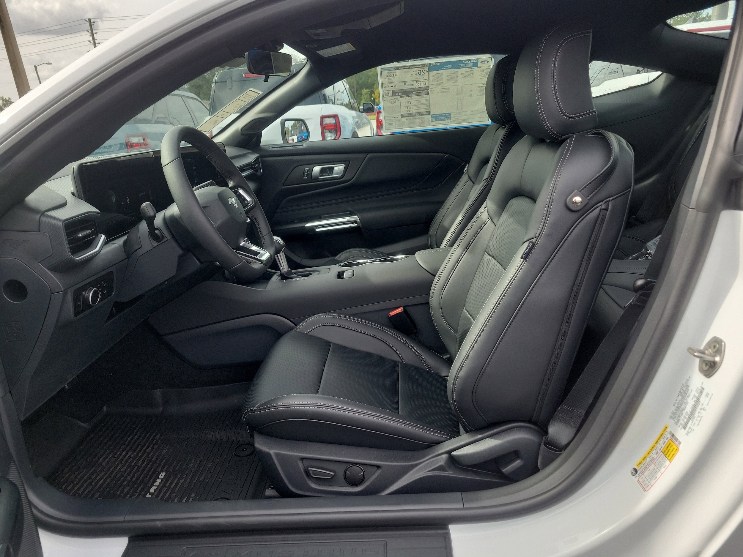 2026 Ford Mustang EcoBoost Premium Fastback - Photo 18
