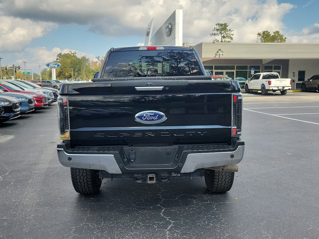 Used 2017 Ford F-250 Lariat Truck Crew Cab