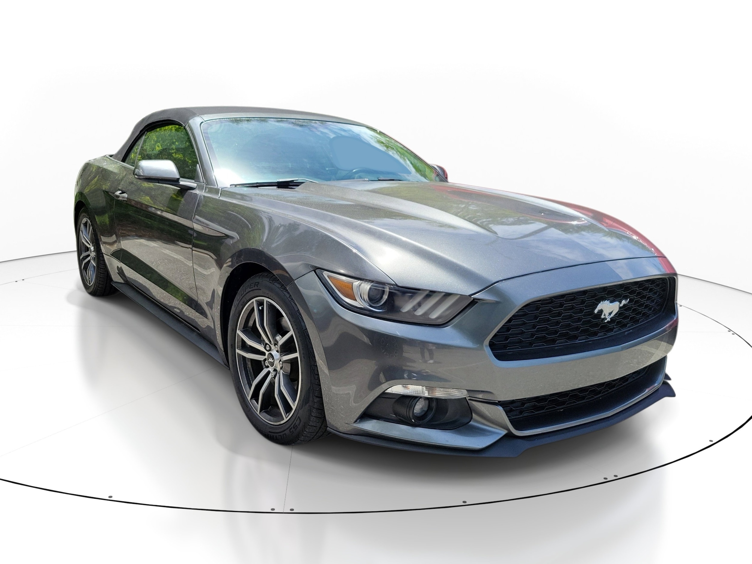 2017 Ford Mustang EcoBoost Convertible Premium's photo