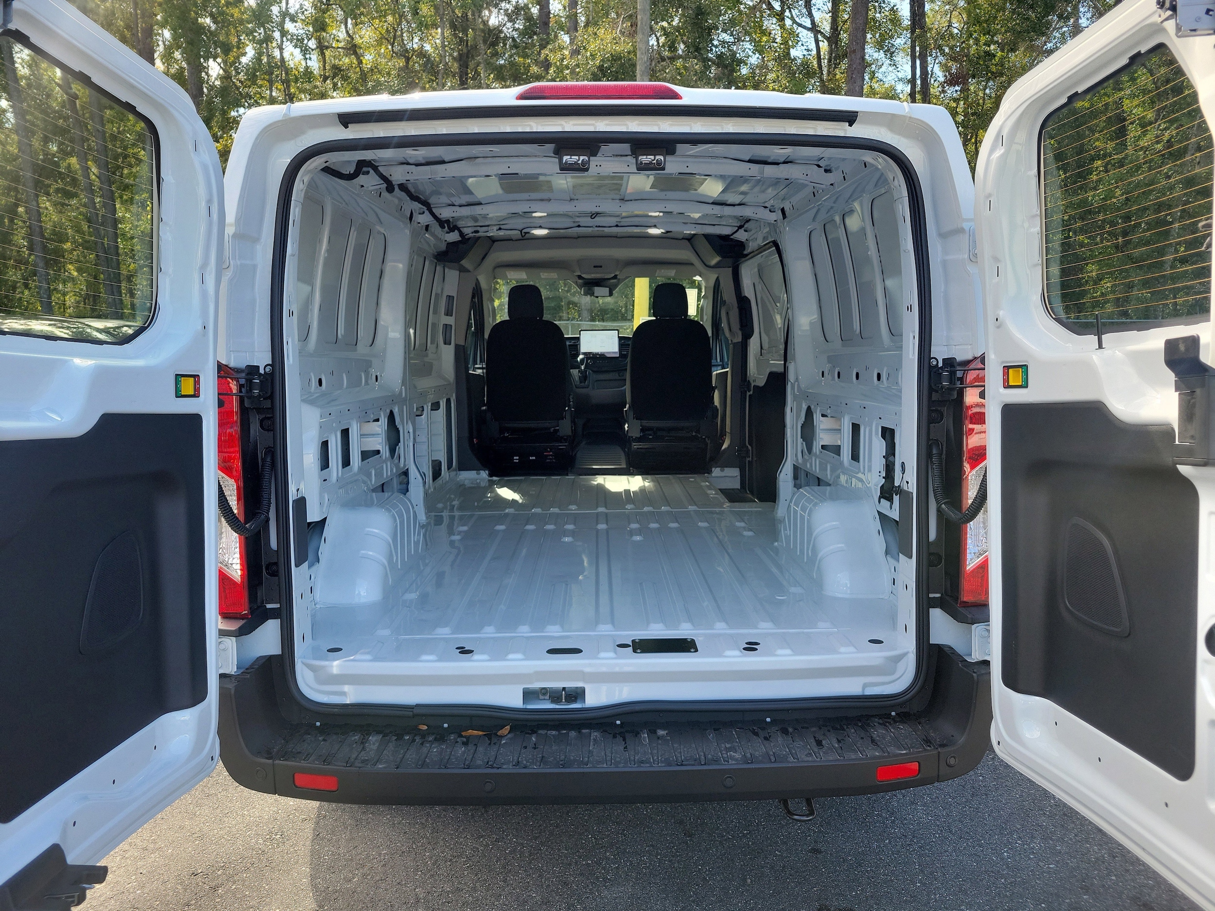 2026 Ford Transit Van Base - Photo 9