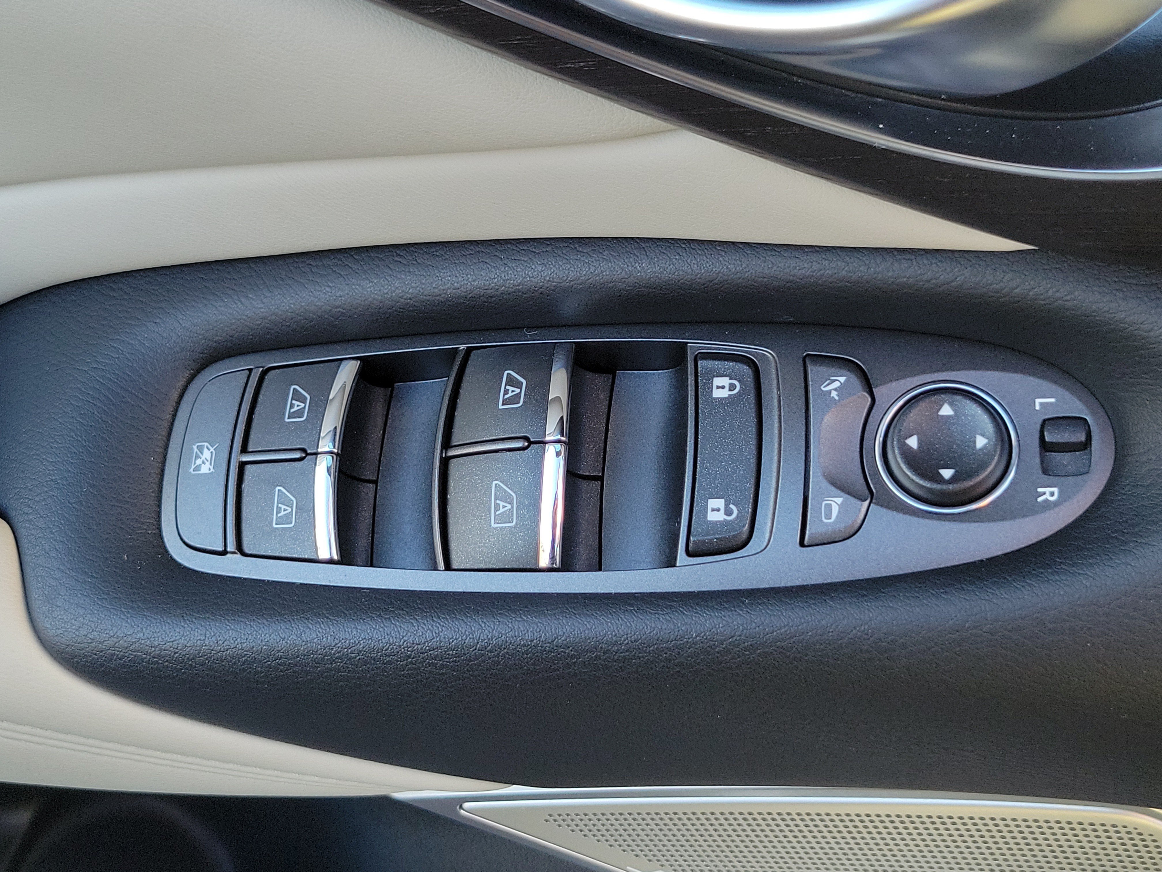 2022 INFINITI Q50 SENSORY - Photo 28