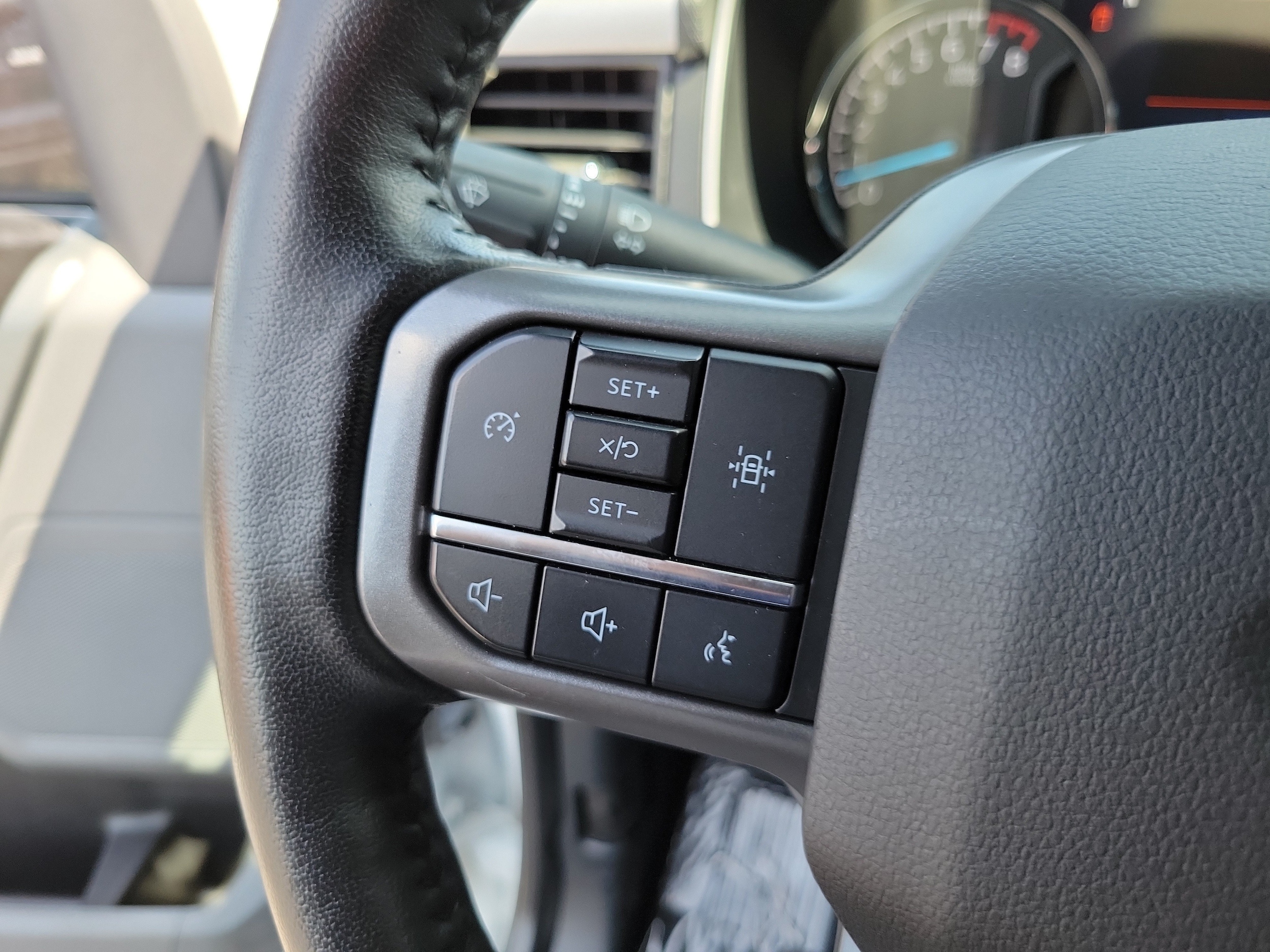 2022 Ford F-150 XLT - Photo 28