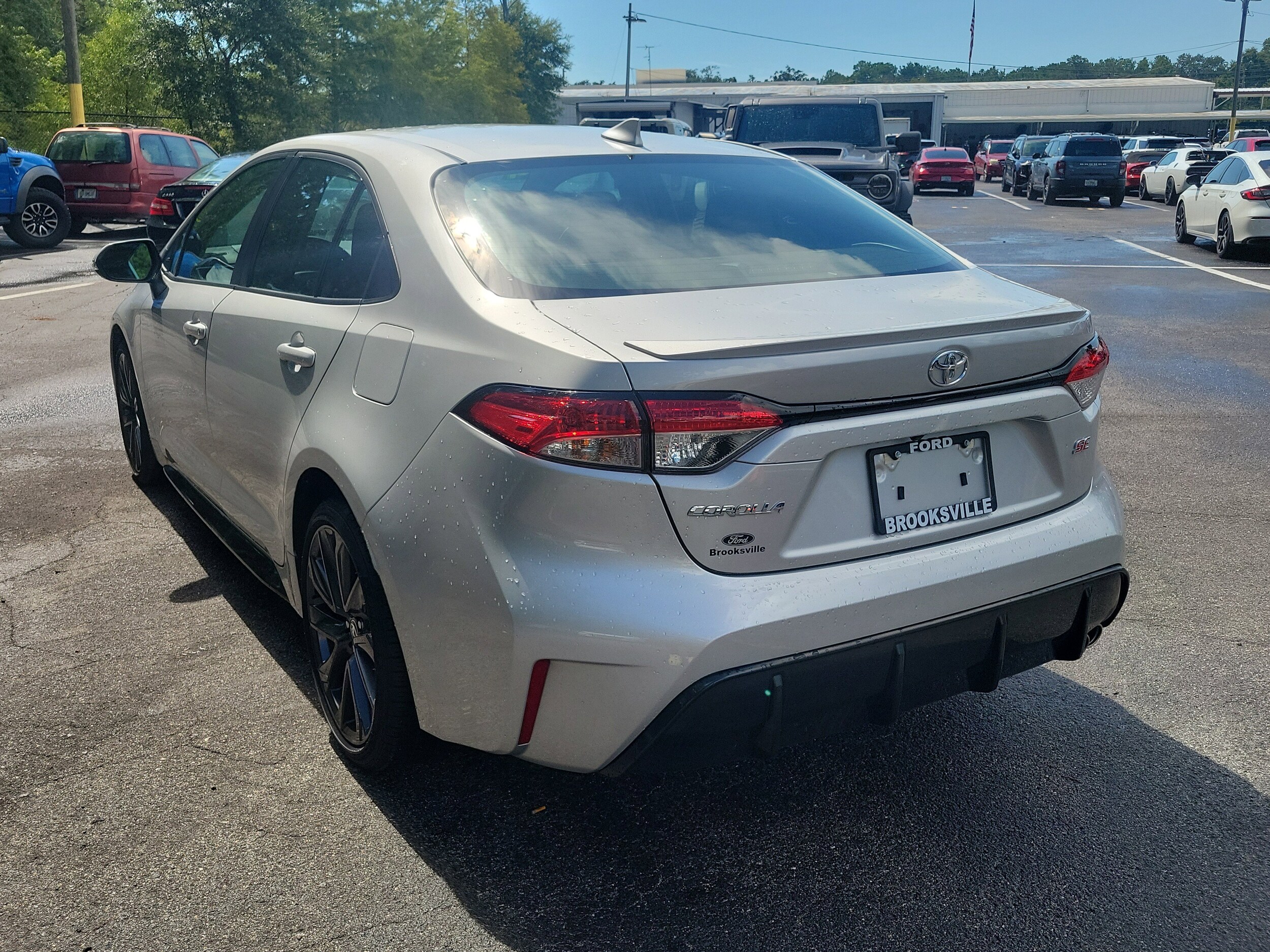 2024 Toyota Corolla SE photo 4
