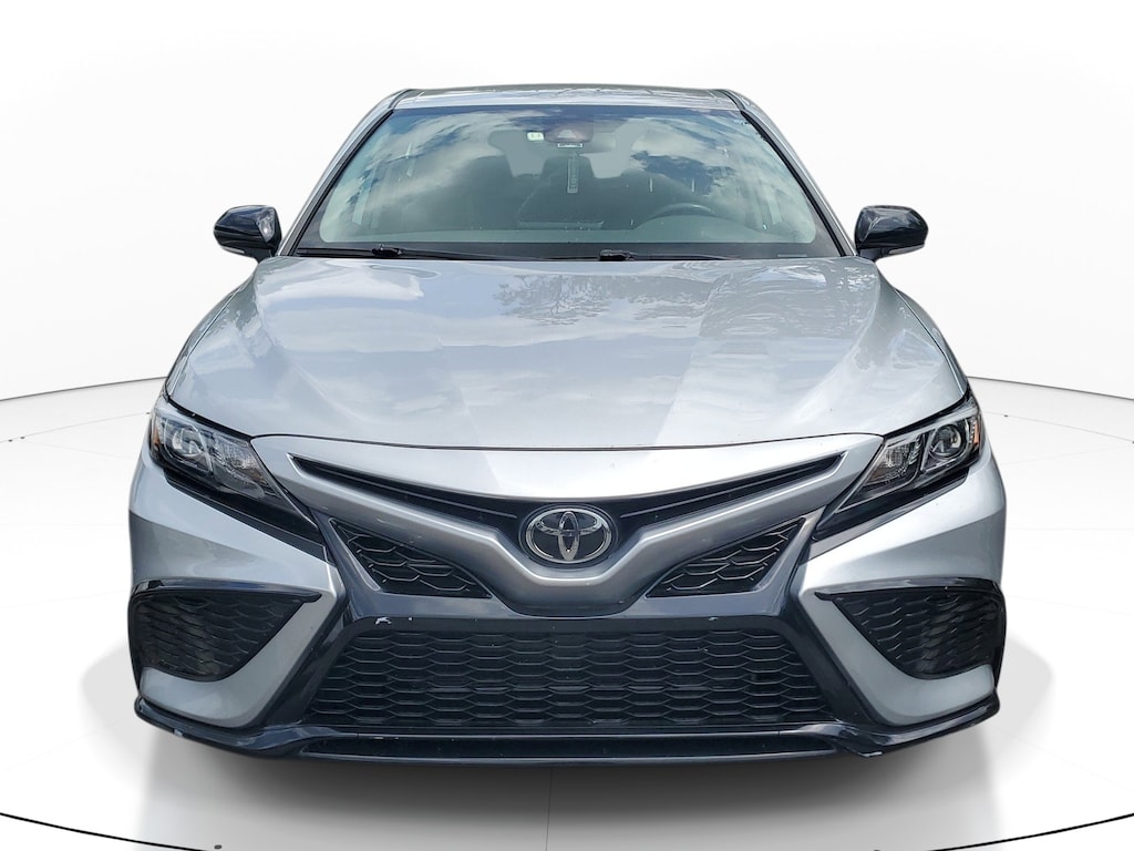 Used 2024 Toyota Camry SE Sedan