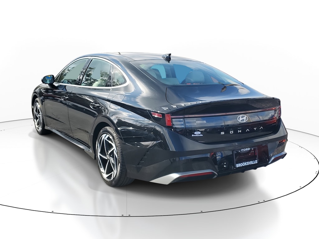 Used 2024 Hyundai Sonata SEL Sedan