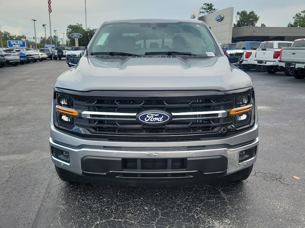 New 2025 Ford F-150 XLT Truck SuperCrew Cab