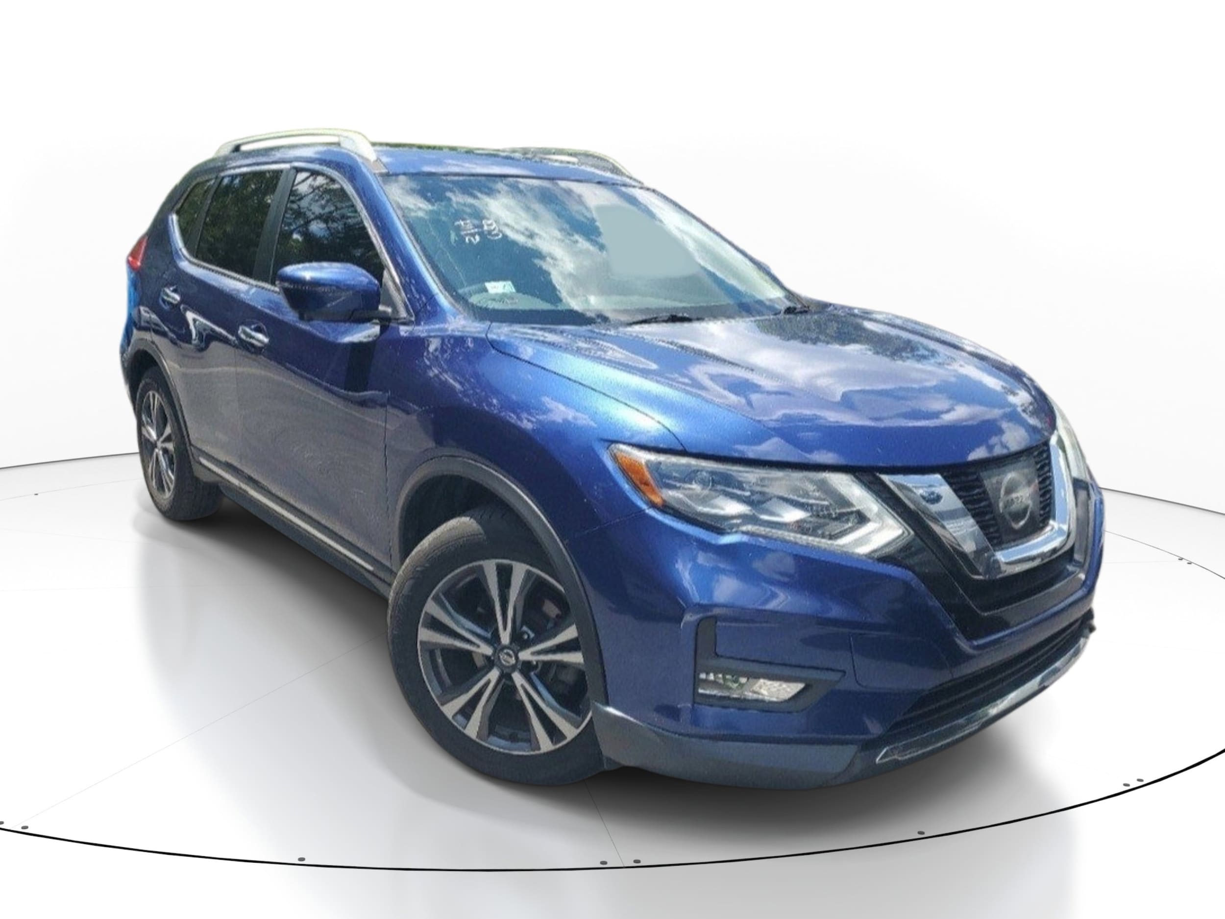 2017 Nissan Rogue SL FWD's photo