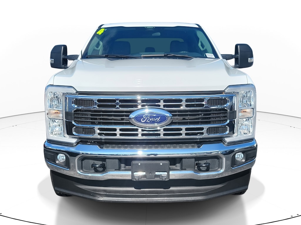 Used 2024 Ford F-250 XLT Truck Crew Cab
