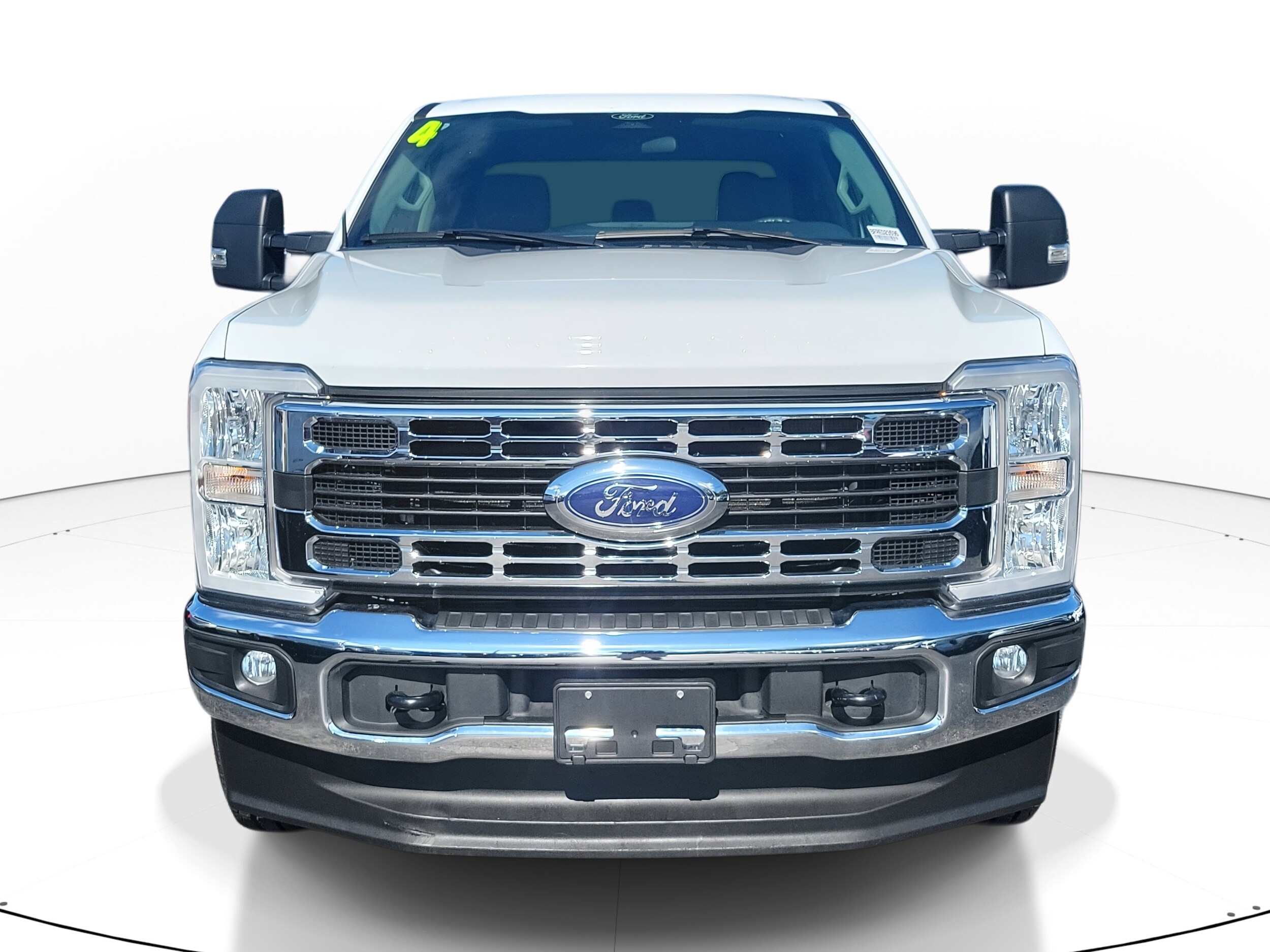 2024 Ford F-250 XLT photo 2