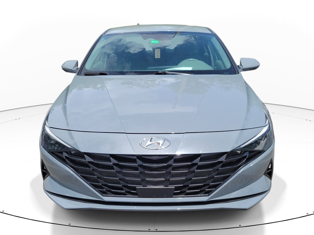 Used 2022 Hyundai Elantra SEL Sedan
