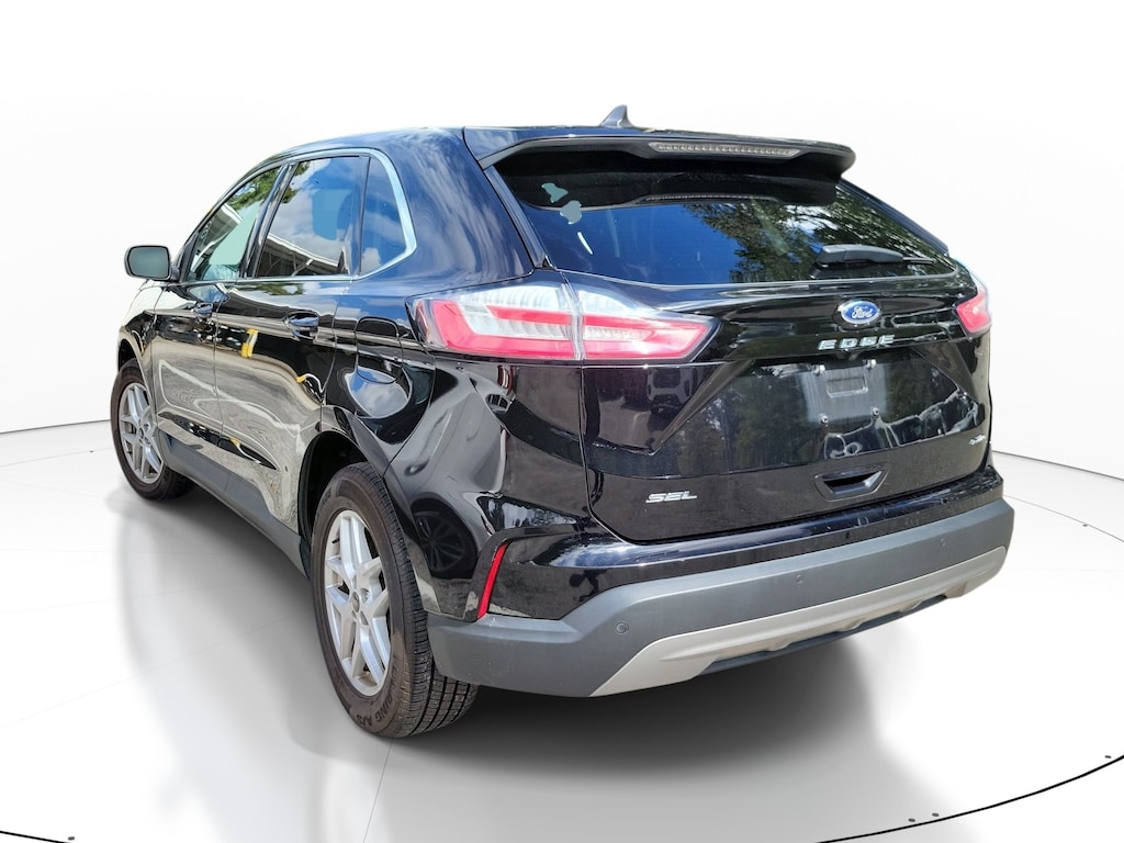 Used 2024 Ford Edge SEL SUV