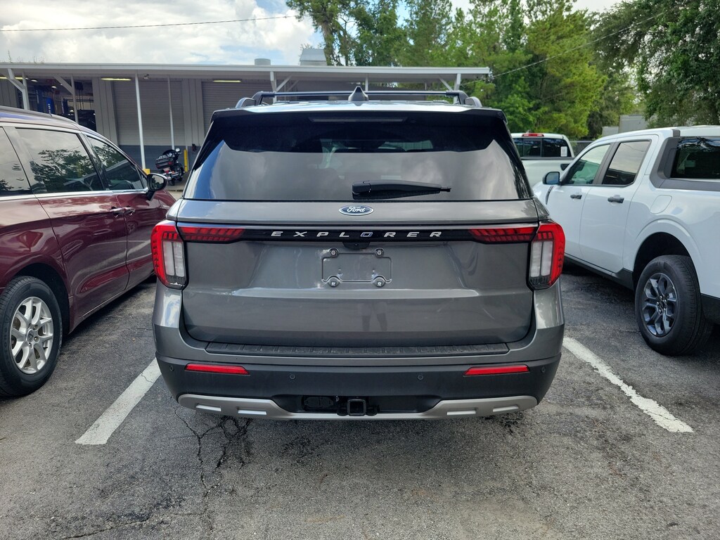 Used 2026 Ford Explorer Active SUV