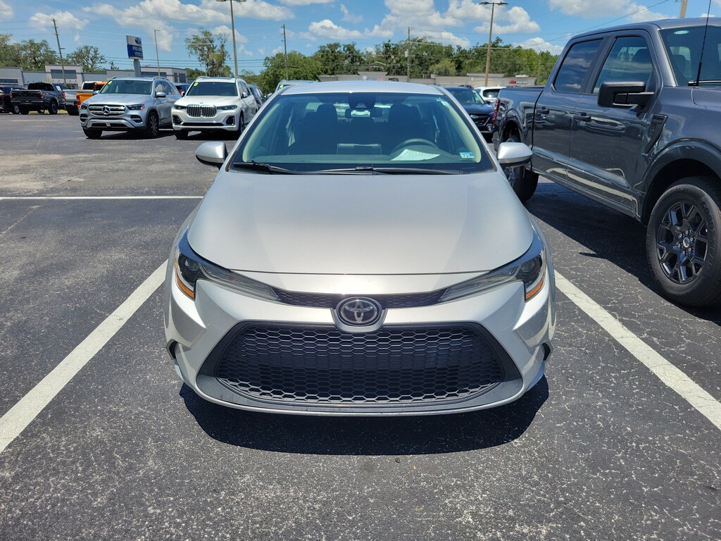 Used 2020 Toyota Corolla LE Sedan