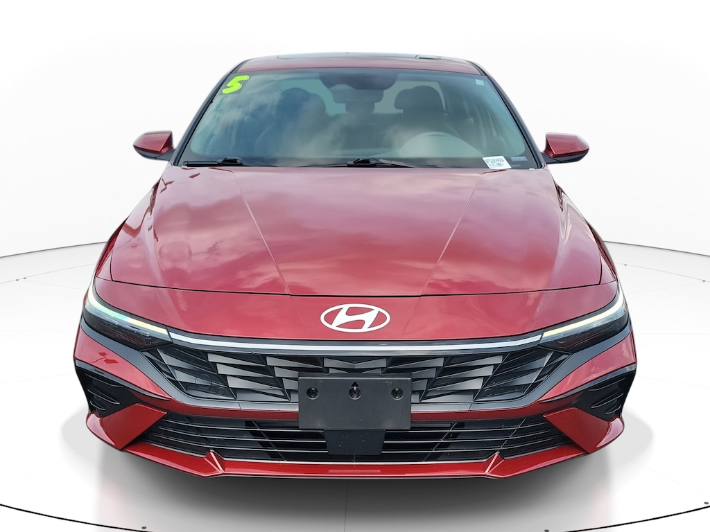 Used 2025 Hyundai Elantra SEL Convenience Sedan