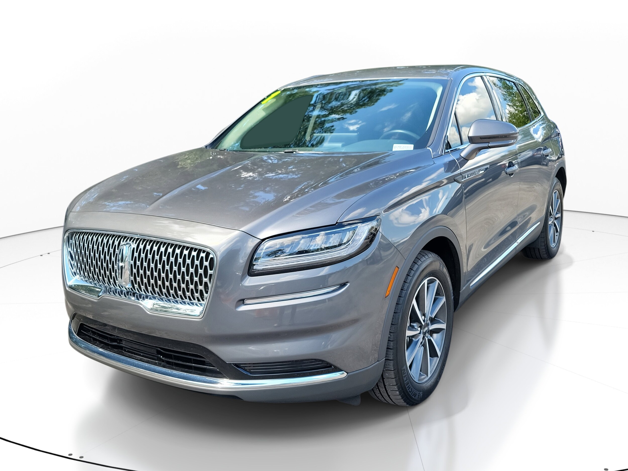 2021 Lincoln Nautilus Standard photo 3