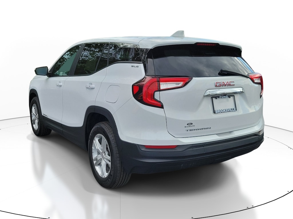 Used 2024 GMC Terrain SLE SUV