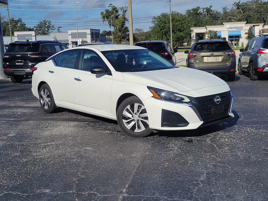 Used 2024 Nissan Altima 2.5 S Sedan