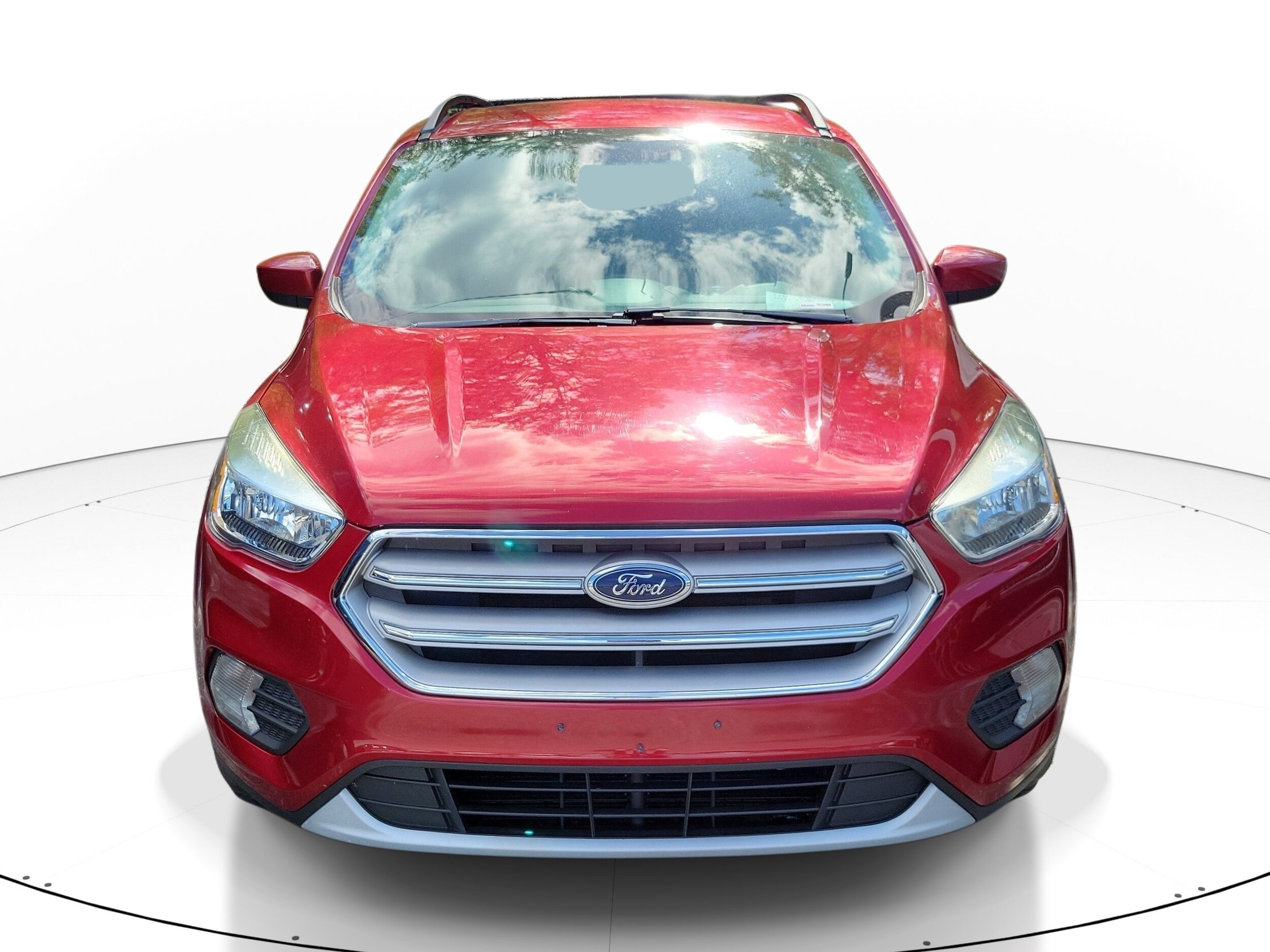 Used 2018 Ford Escape SE with VIN 1FMCU9GDXJUD40583 for sale in Brooksville, FL
