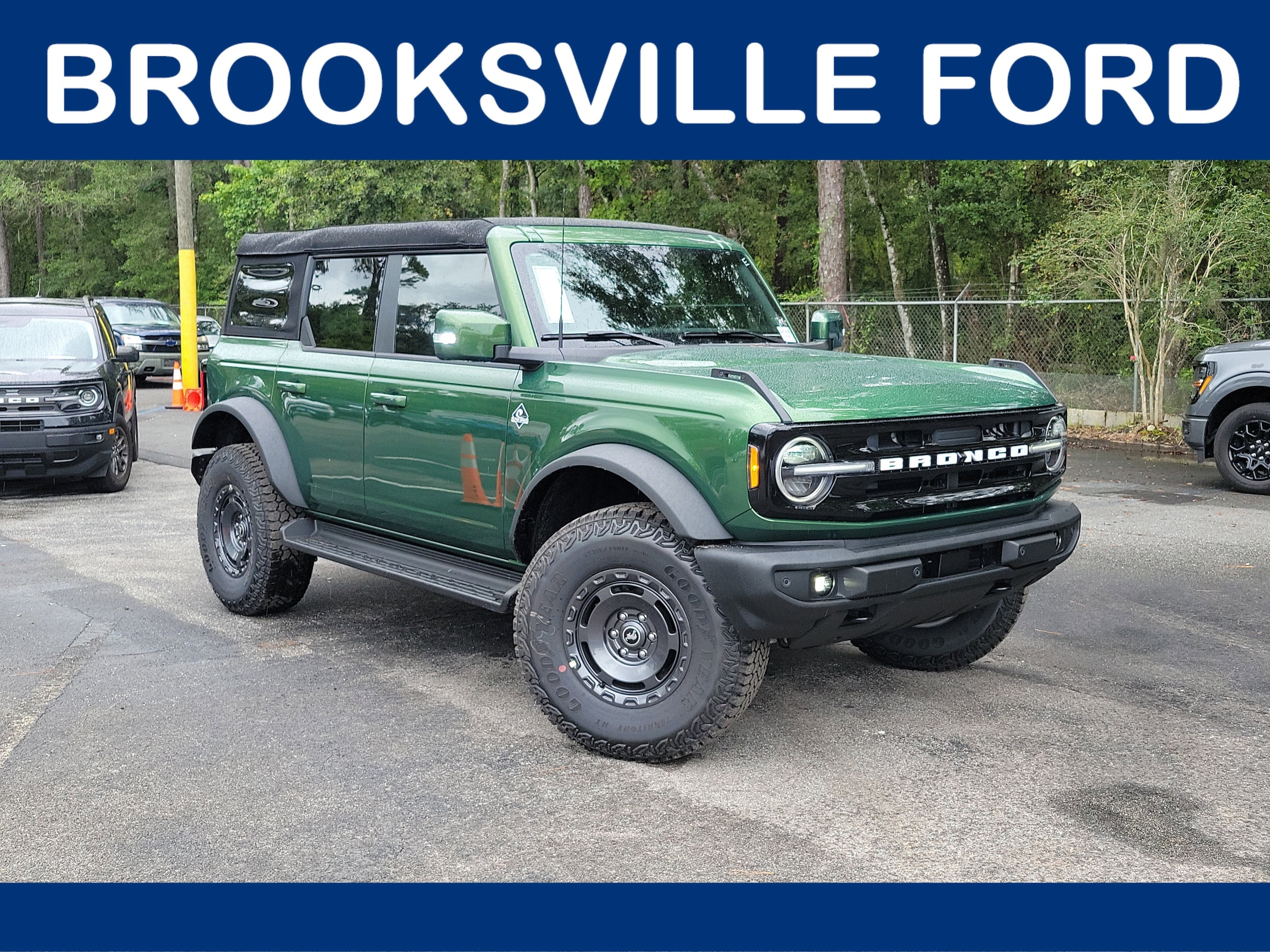 2025 Ford Bronco SUV 