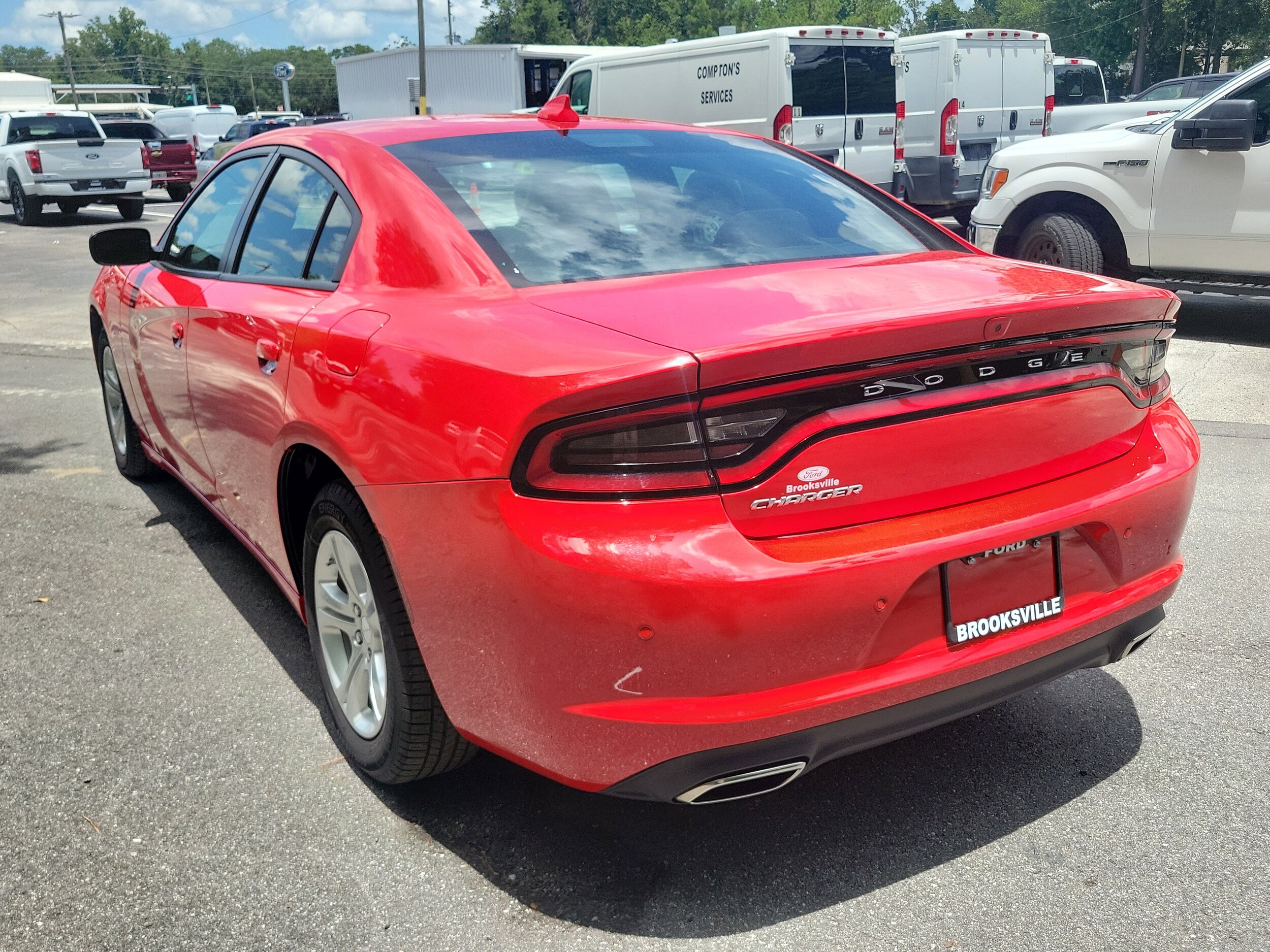 2023 Dodge Charger SXT photo 4