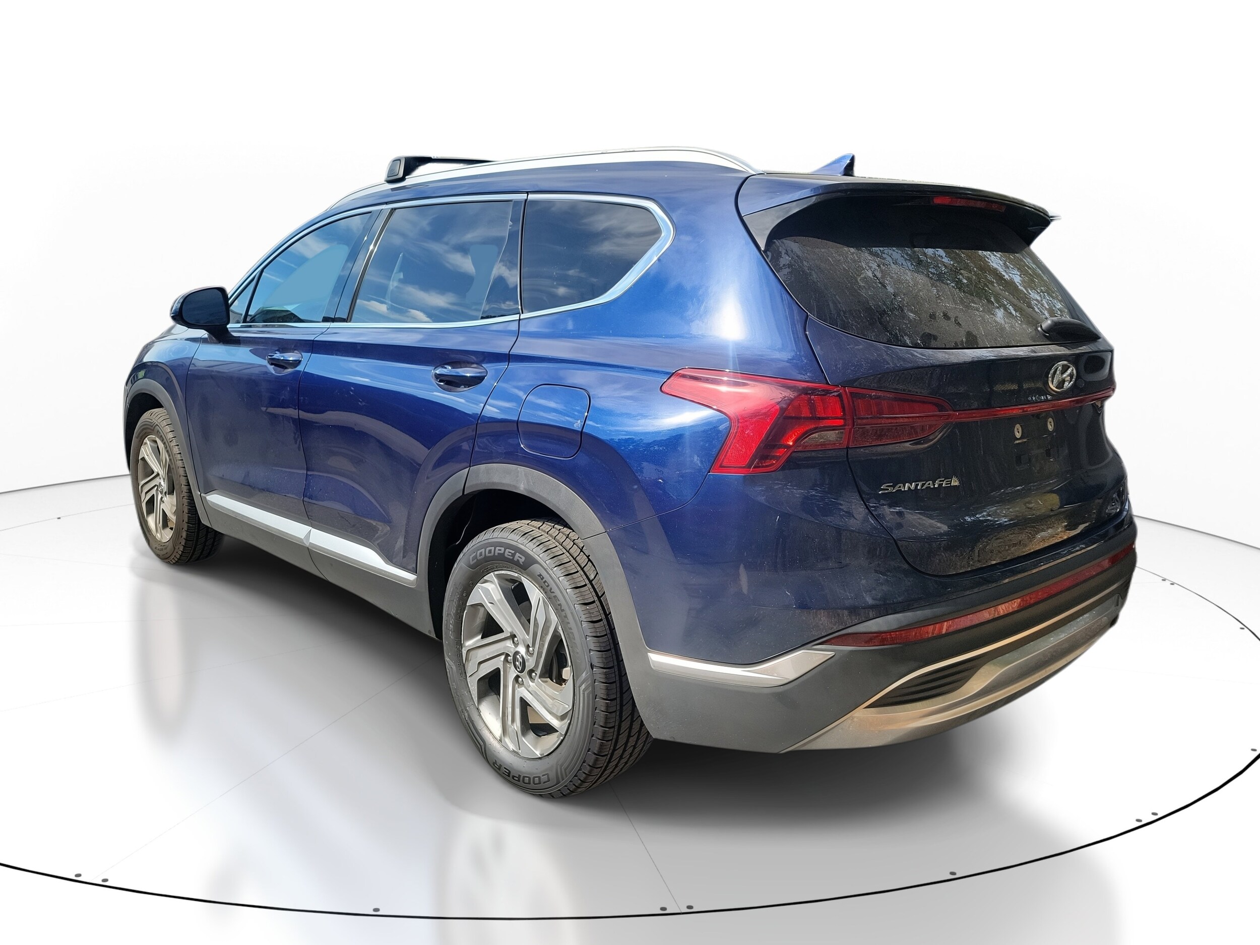2022 Hyundai Santa Fe SEL photo 3