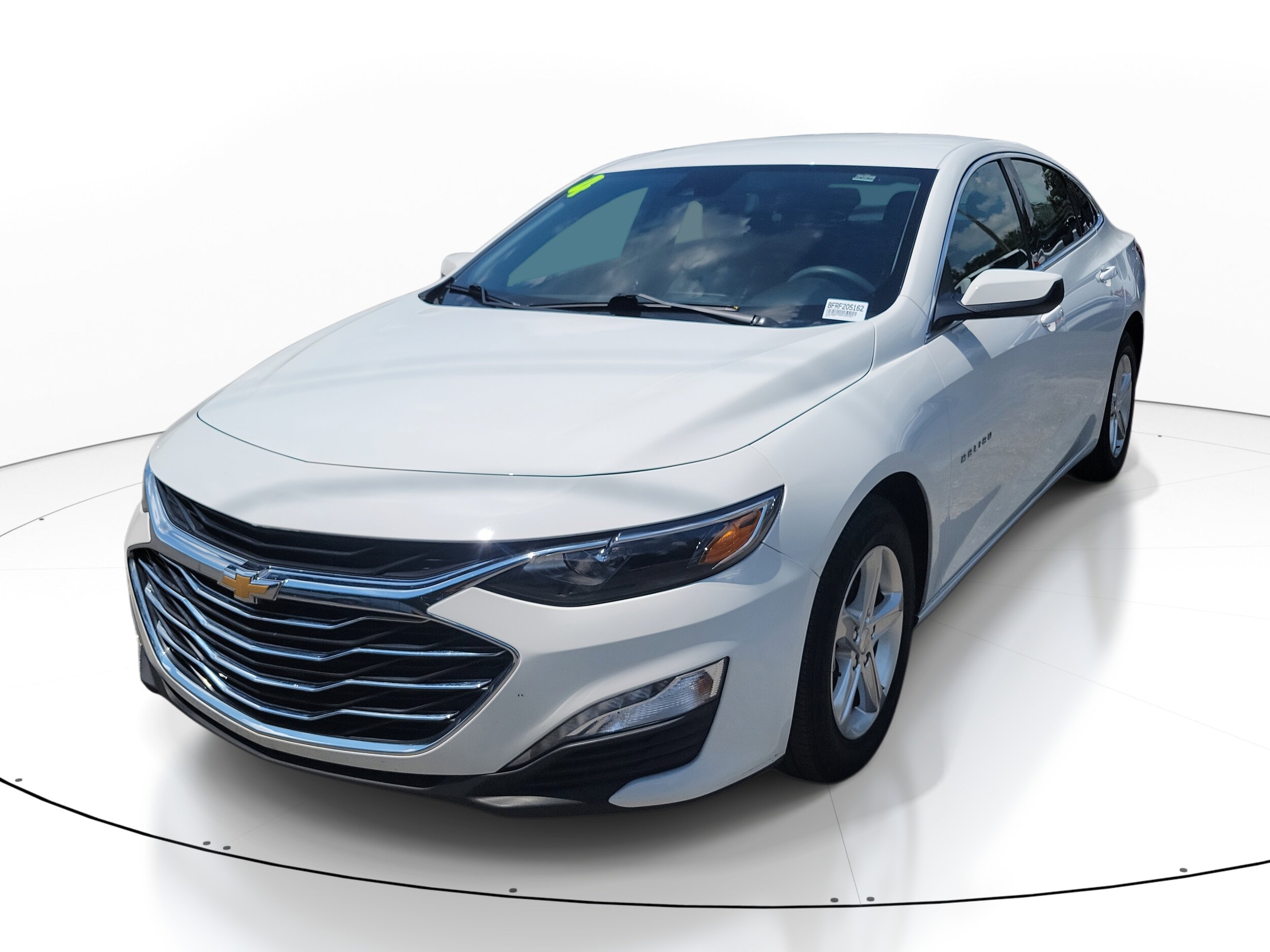 2024 Chevrolet Malibu 1LT photo 3