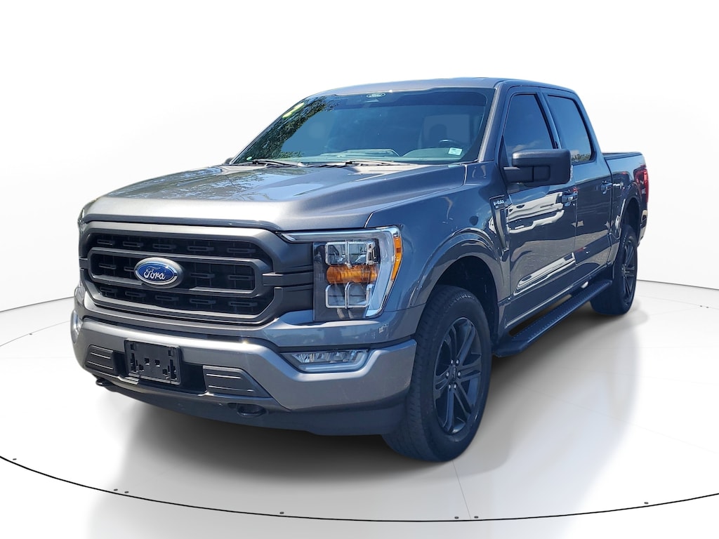 Used 2022 Ford F-150 XLT Truck SuperCrew Cab