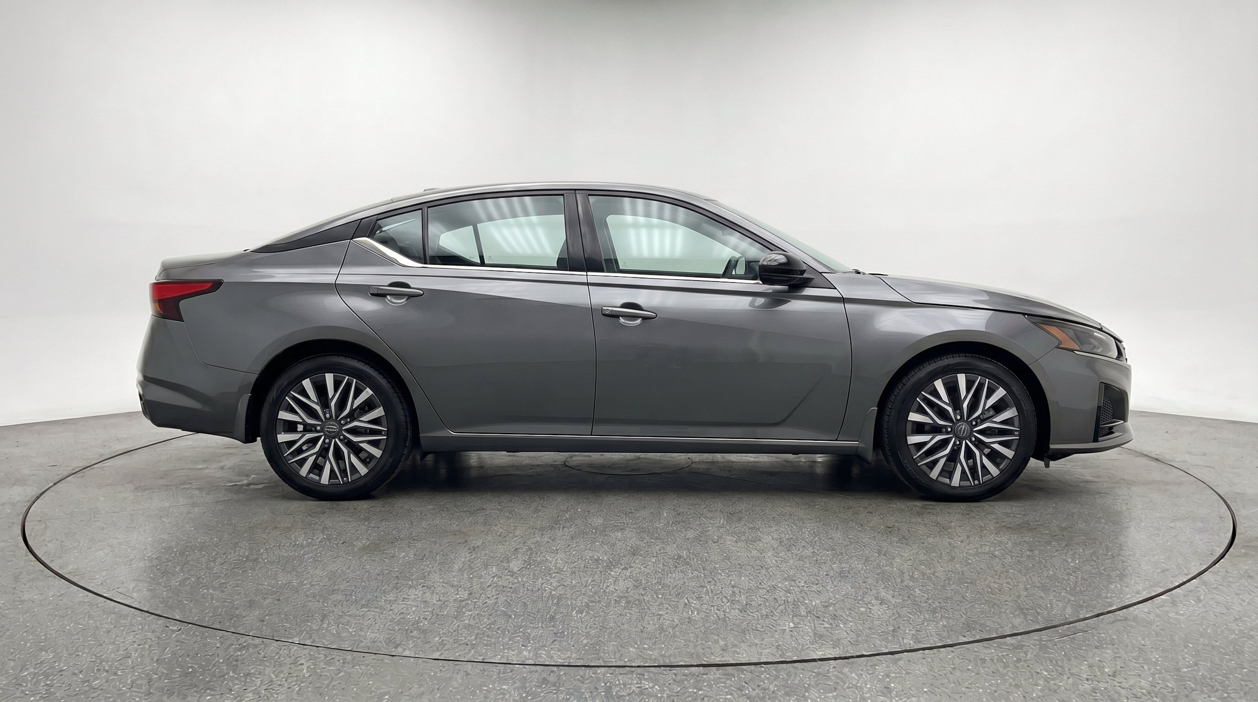 Thumbnail: 2025 Nissan Altima - 10