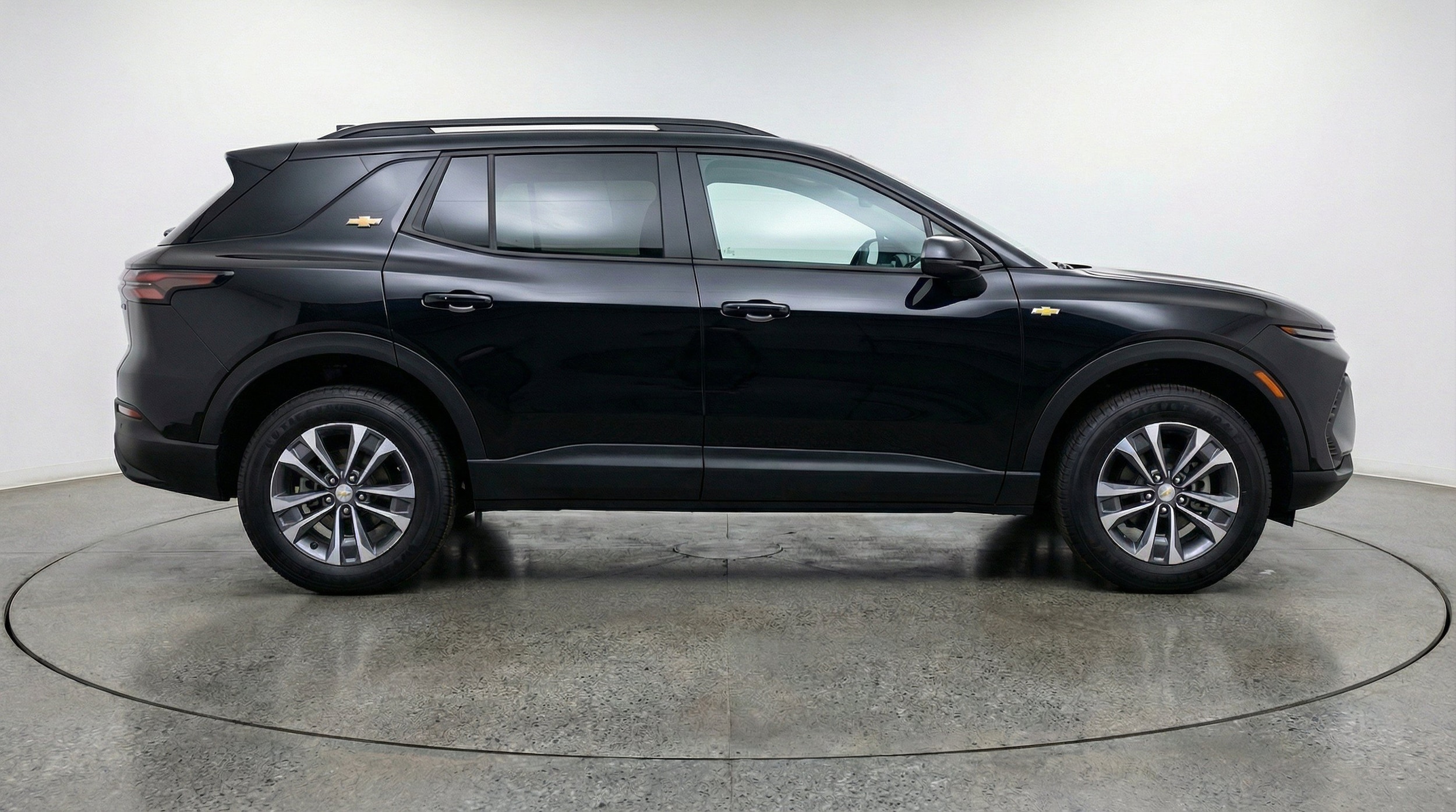 Thumbnail: 2025 Chevrolet Equinox - 11