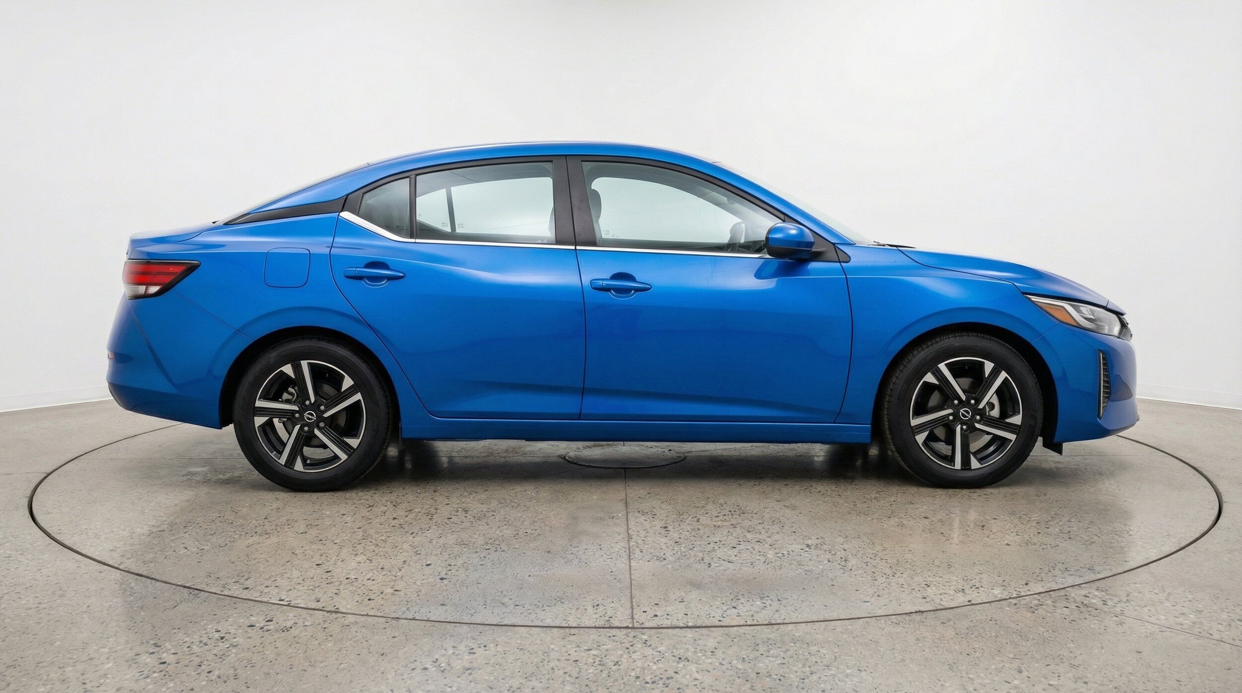 Thumbnail: 2025 Nissan Sentra - 11