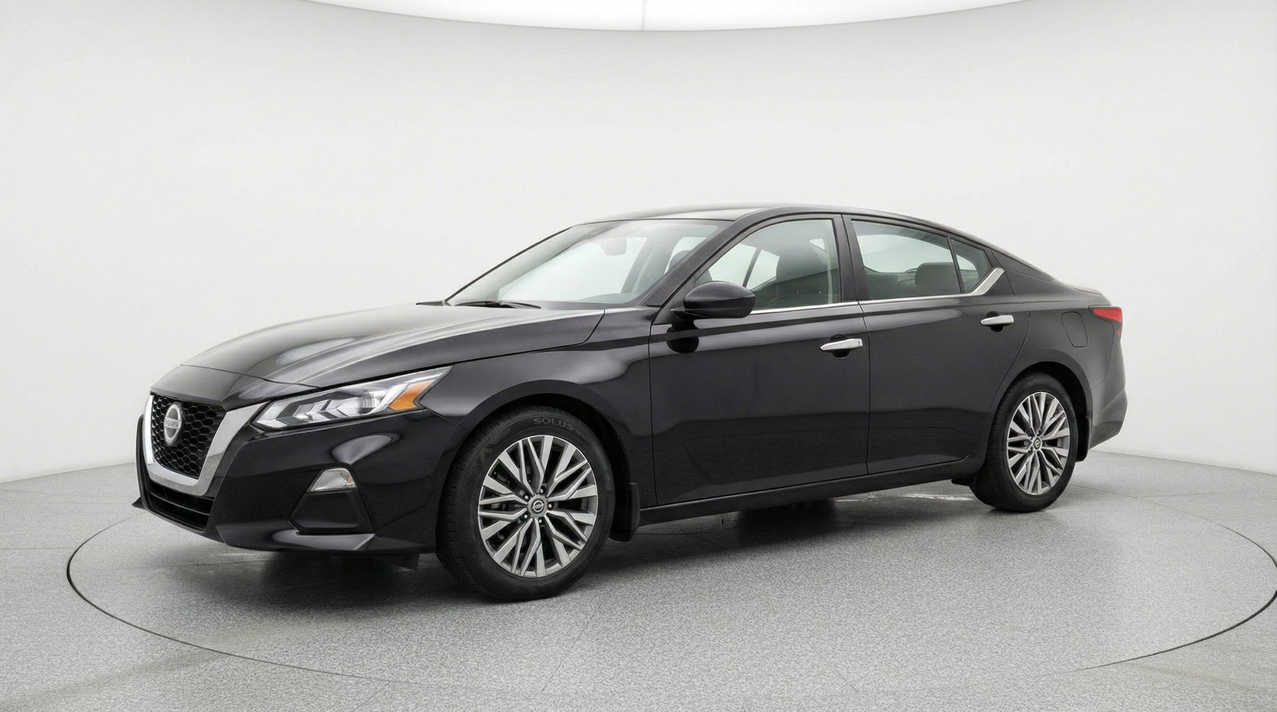 Thumbnail: 2025 Nissan Altima - 3