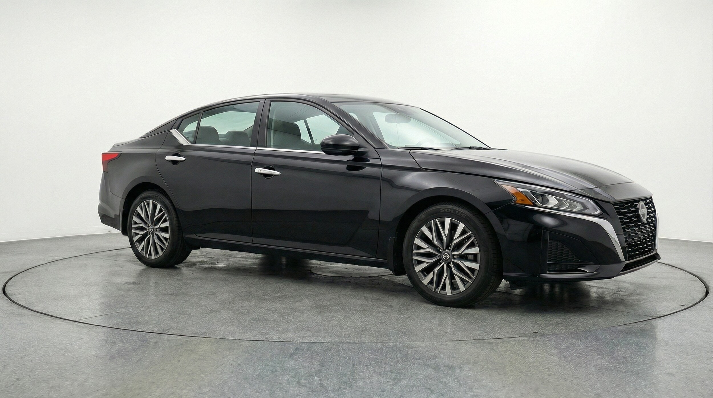 Thumbnail: 2025 Nissan Altima - 1