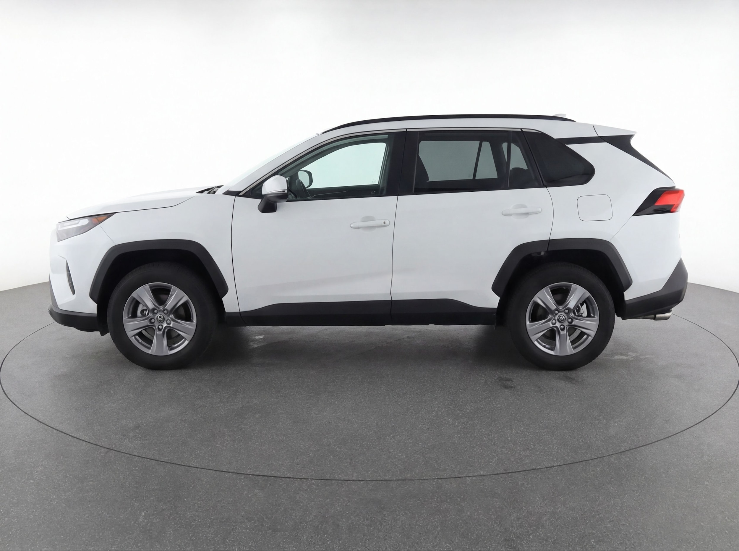 Thumbnail: 2024 Toyota RAV4 - 4