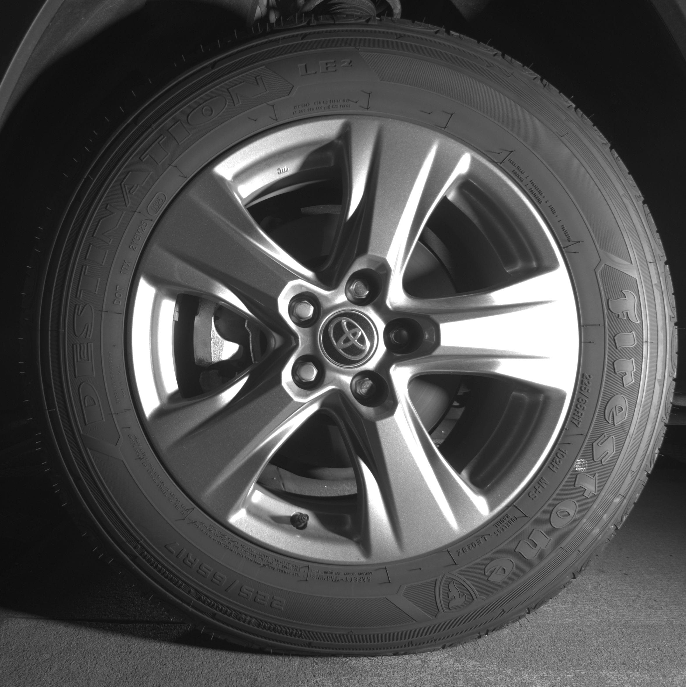 Thumbnail: 2025 Toyota RAV4 - 9