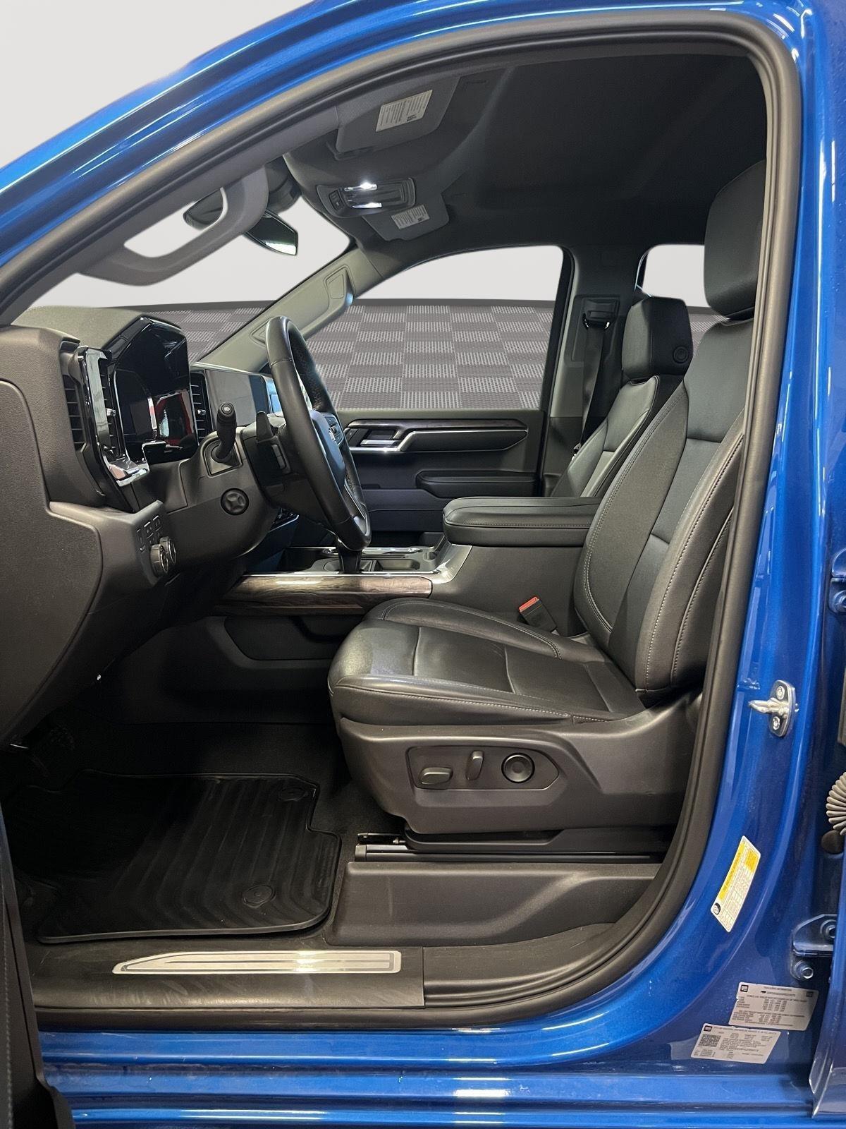 2023 Chevrolet Silverado 1500 LTZ - Photo 8