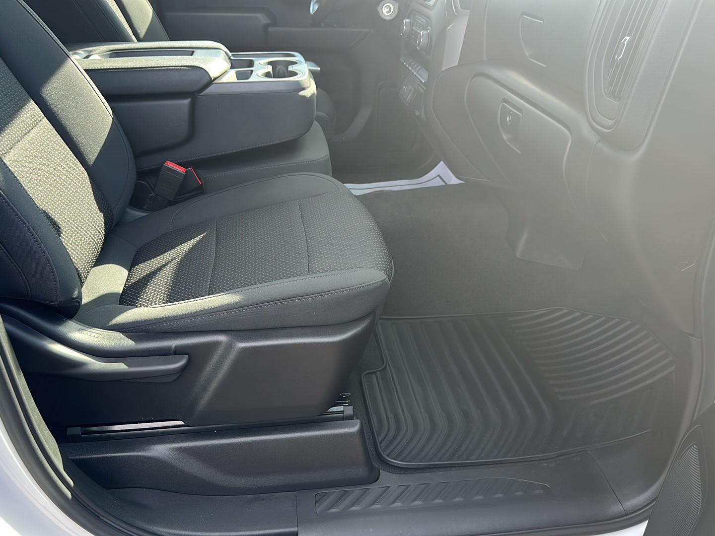 2022 Chevrolet Silverado 1500 Limited Custom - Photo 8