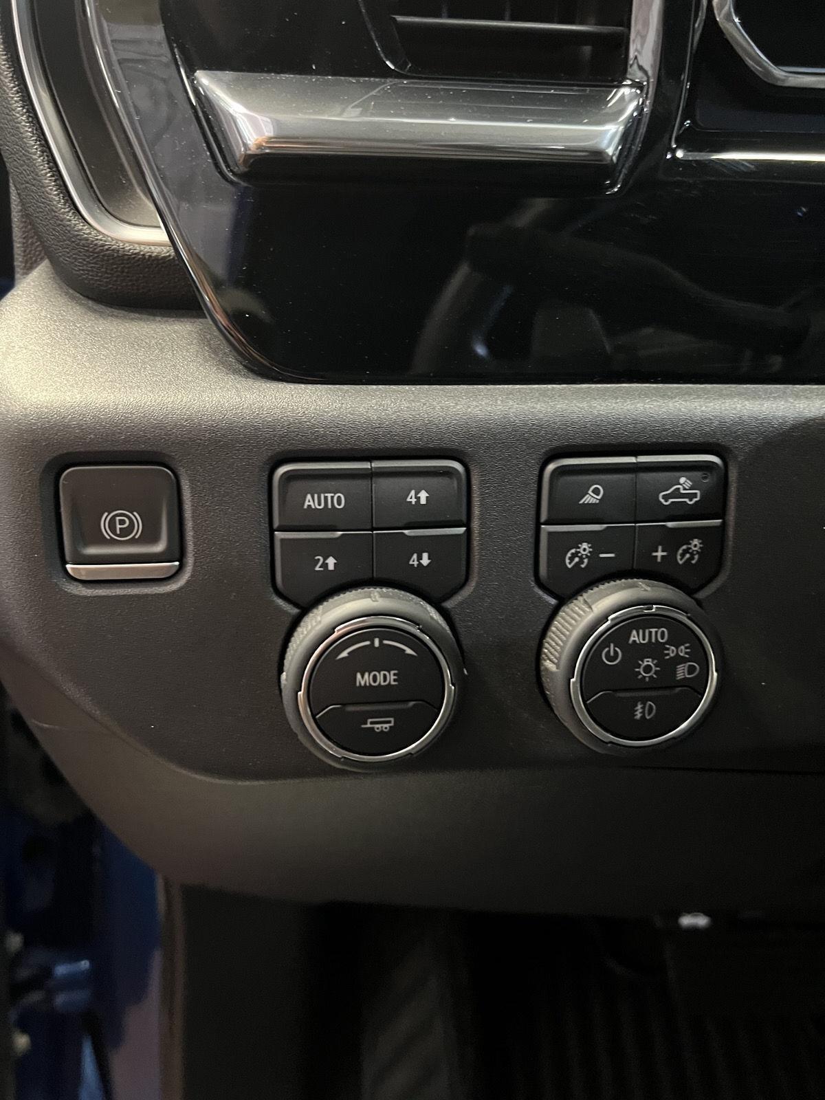2023 Chevrolet Silverado 1500 LTZ - Photo 16