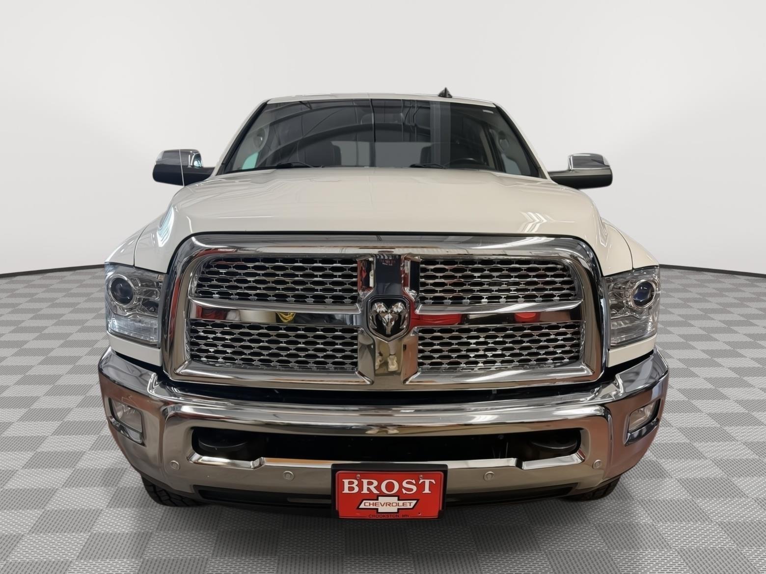 Used 2018 RAM Ram 2500 Pickup Laramie with VIN 3C6UR5FL6JG155842 for sale in Crookston, Minnesota