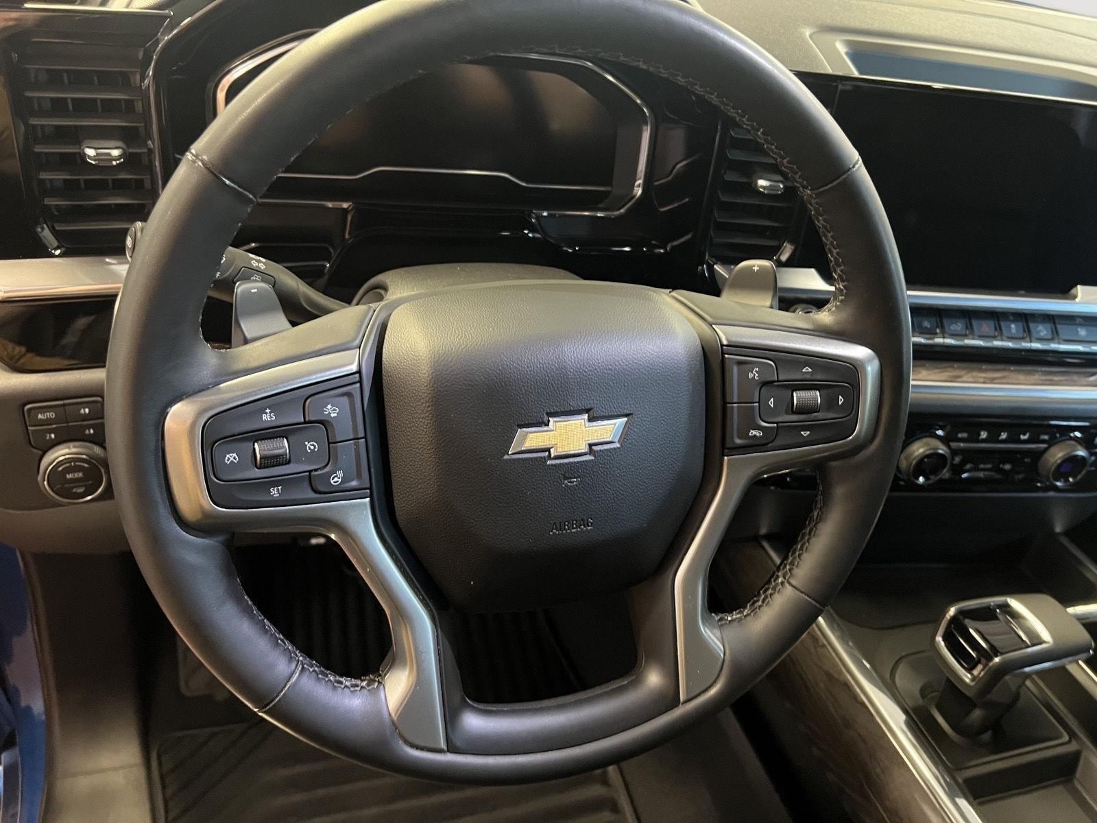 2023 Chevrolet Silverado 1500 LTZ - Photo 13