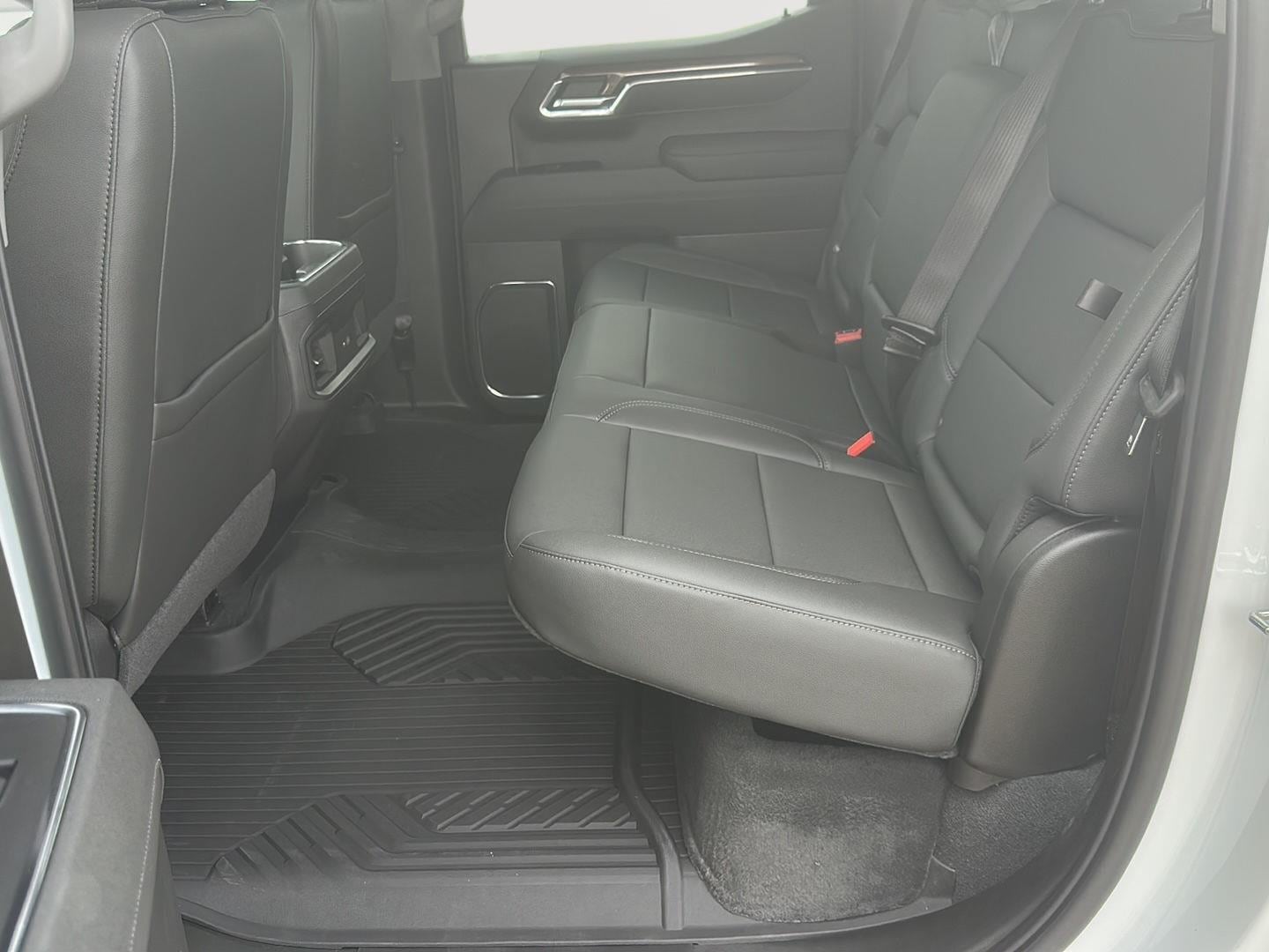 2026 Chevrolet Silverado 1500 LT Trail Boss - Photo 7