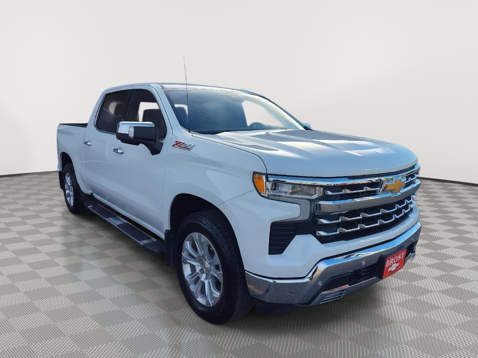Used 2024 Chevrolet Silverado 1500 LTZ with VIN 1GCUDGED0RZ126345 for sale in Crookston, Minnesota