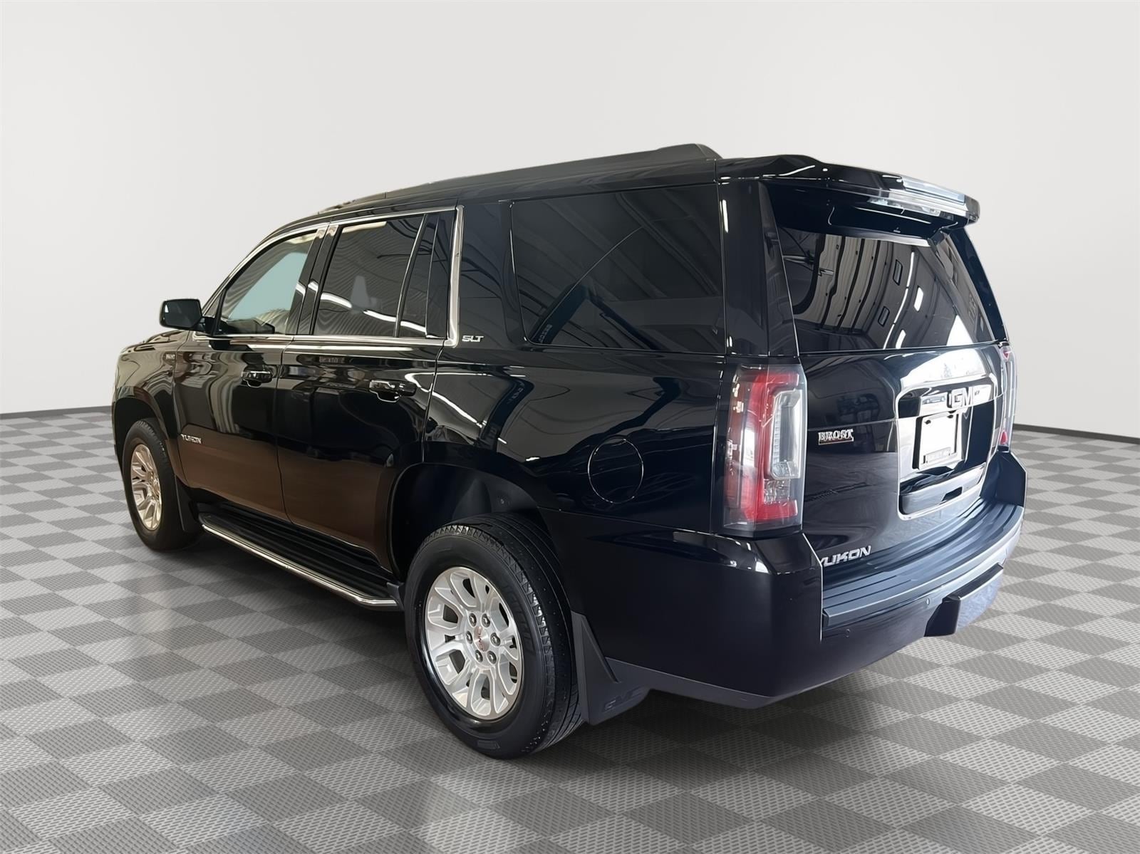 2020 GMC Yukon SLT - Photo 6