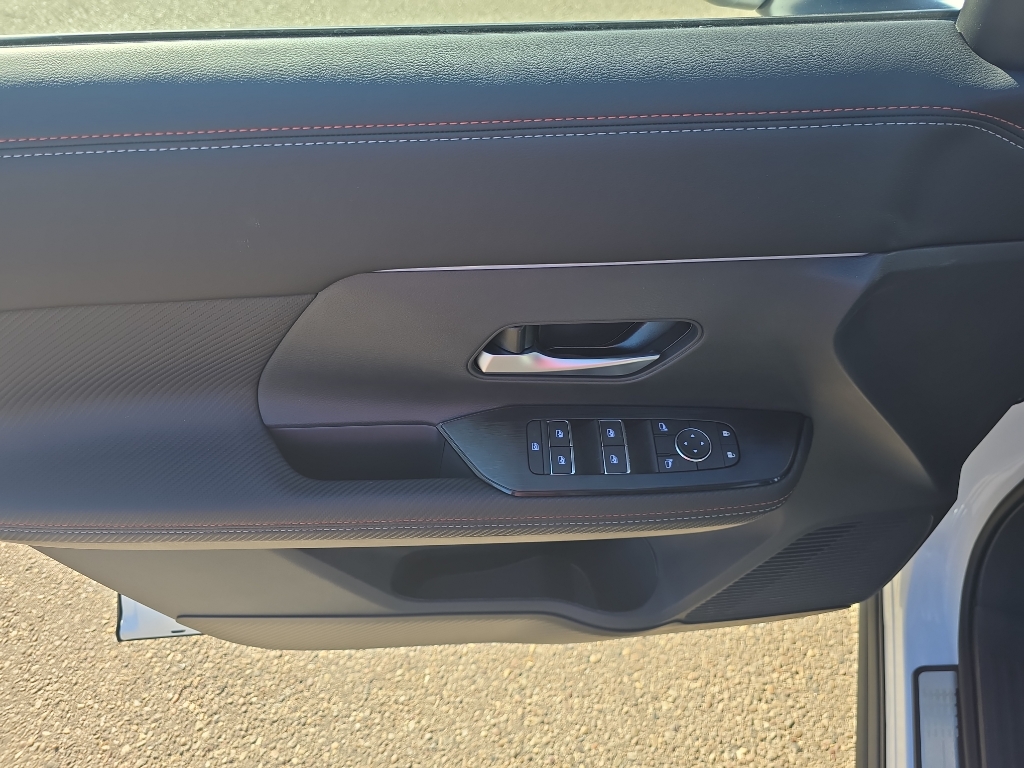2026 Nissan KICKS SR AWD - Photo 14