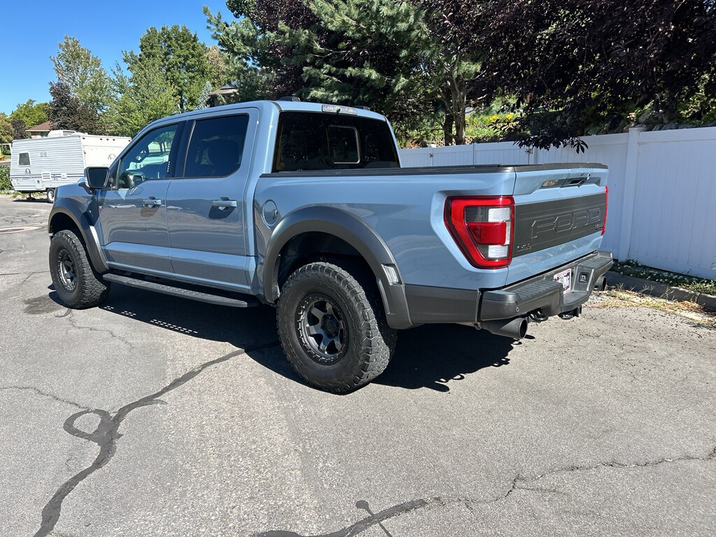 2023 Ford F-150 Raptor photo 3