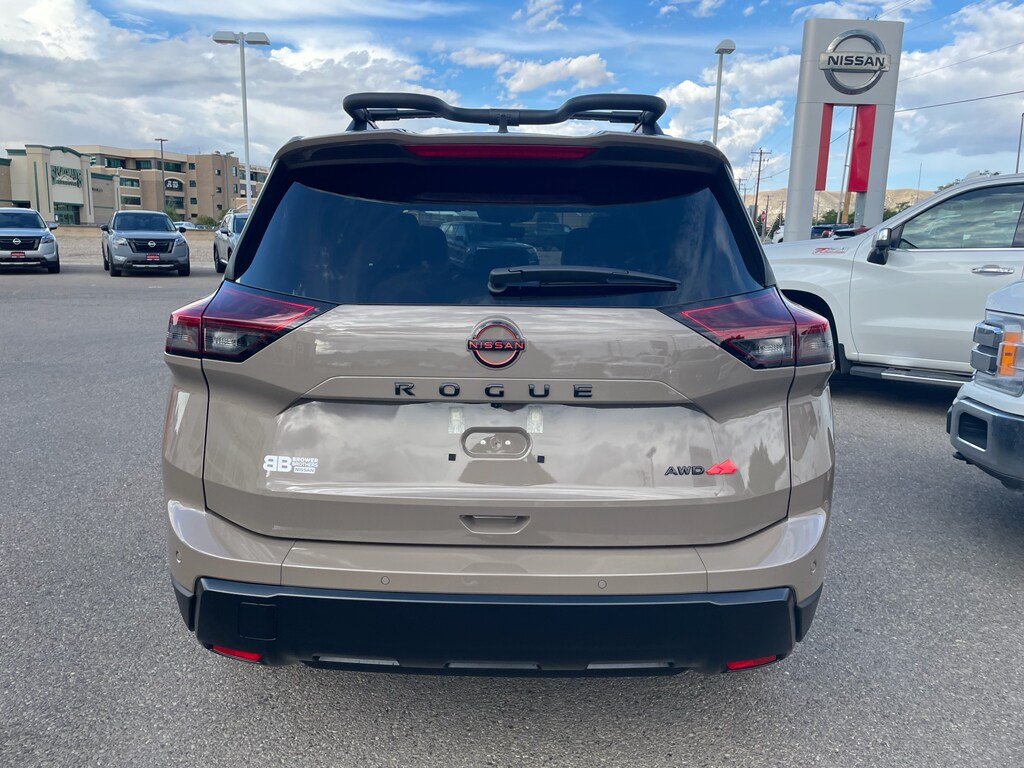 2026 Nissan Rogue SV photo 2
