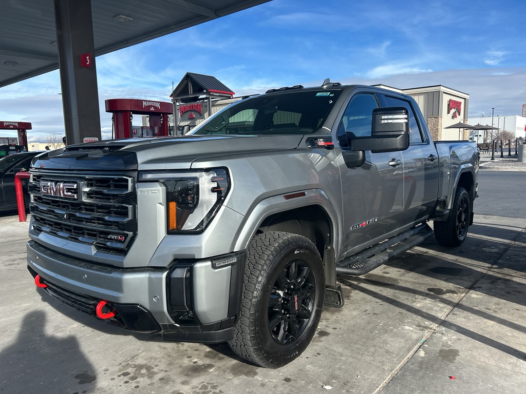 2024 GMC Sierra 2500HD AT4's photo